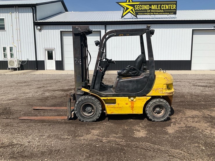 #1354-•-clark-sf250-forklift*-image-2