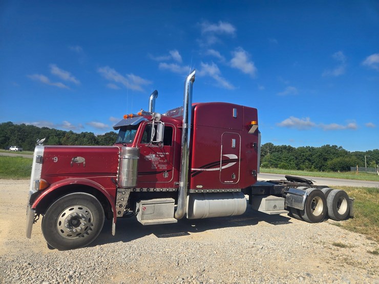 1995-peterbilt-379-image-5