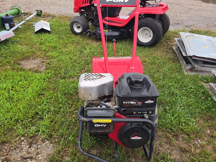 troy-bilt-pony-image-2