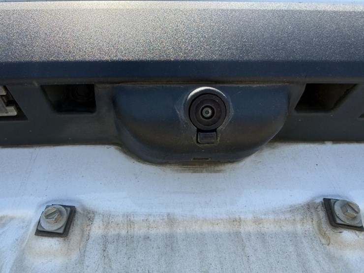2020-ford-explorer-image-12