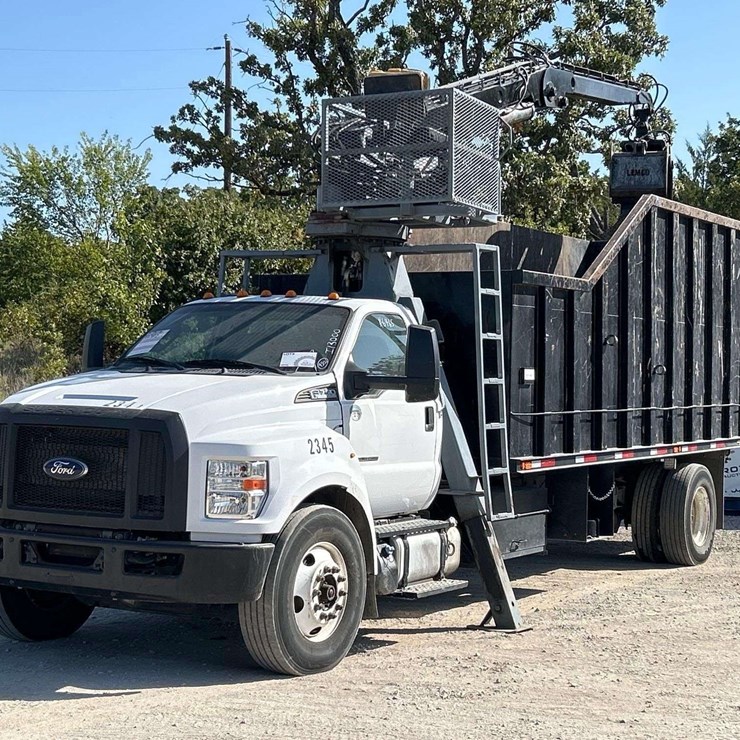 2019 FORD F750