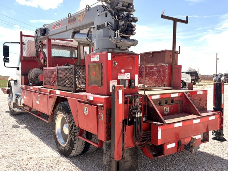 2019-international-durastar-4300-image-7
