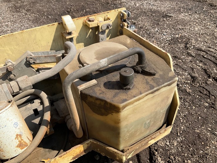 jlg-1932e2-image-21