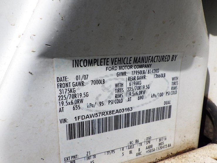 2008-ford-f550-image-39