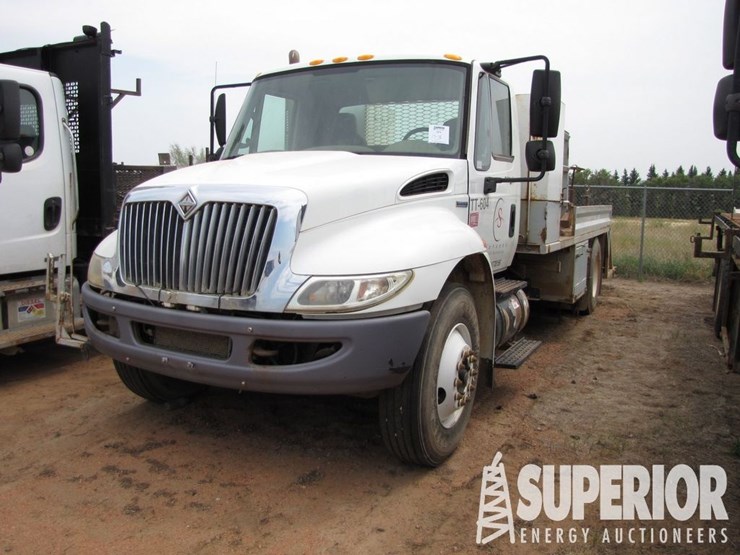 2009-international-durastar-4300-image-1