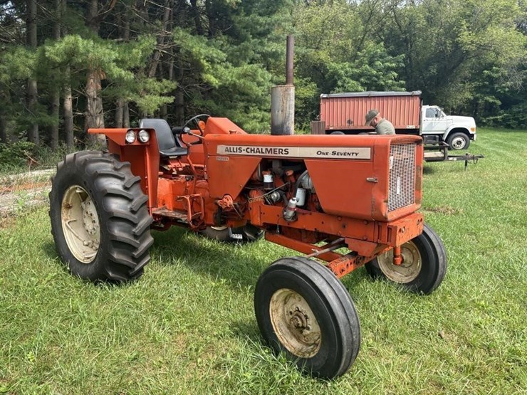 allis-chalmers-170-tractor-image-4