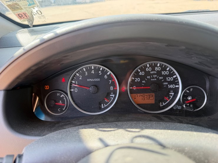 2008-nissan-pathfinder-image-12
