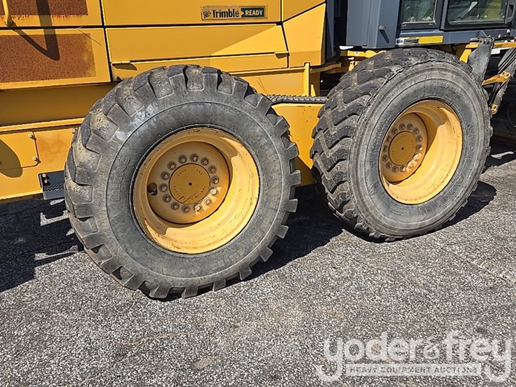 2016-deere-672gp-image-14
