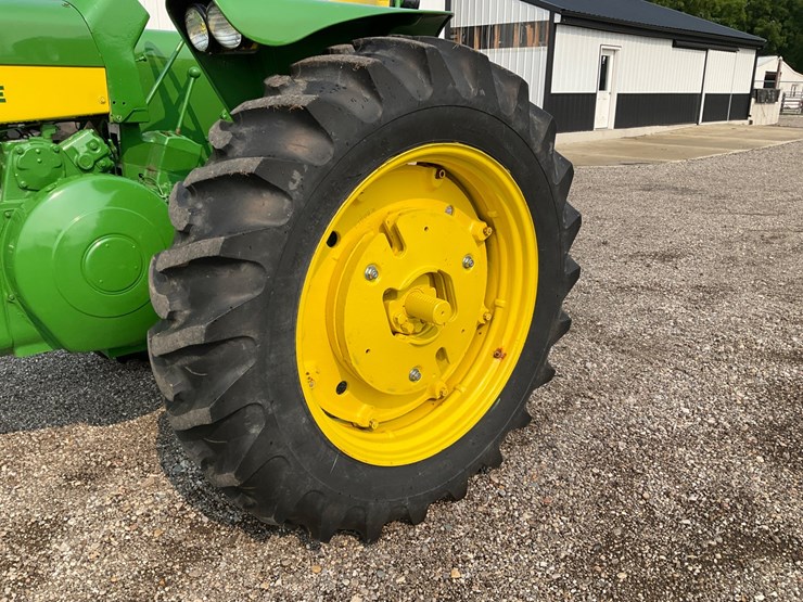 1959-john-deere-630-image-11
