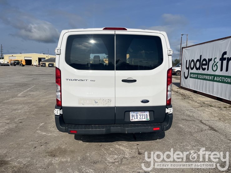 2015-ford-transit-image-5