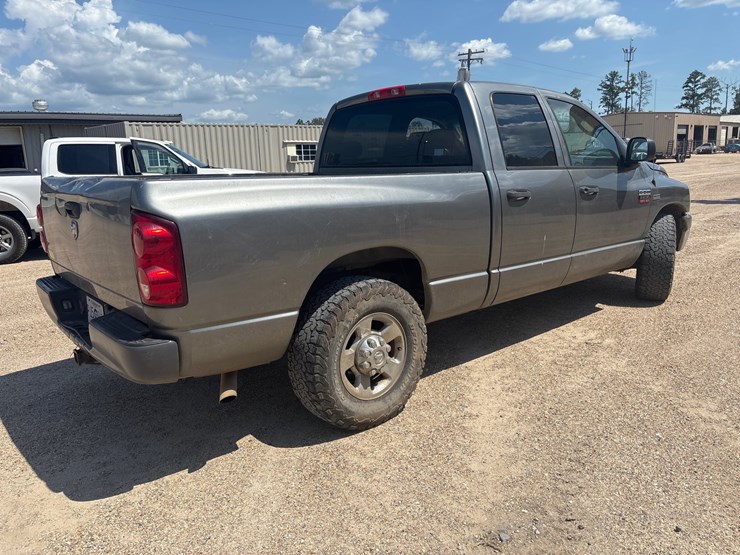 2009-dodge-ram-2500-image-3