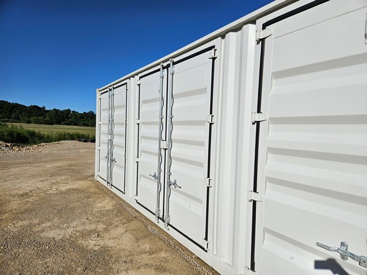 #58-•-40'-one-trip-container-image-8