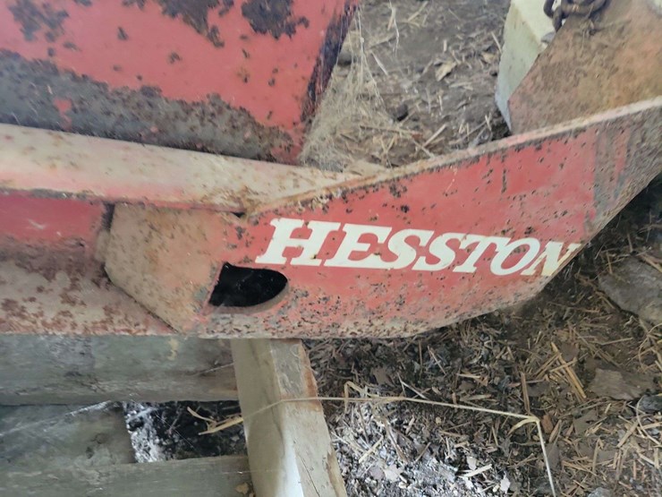 hesston-5000-image-5