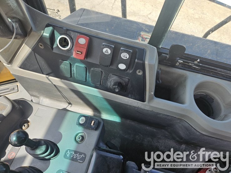 2016-caterpillar-966m-xe-image-49