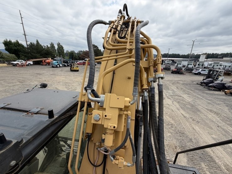 2014-caterpillar-320elrr-image-38