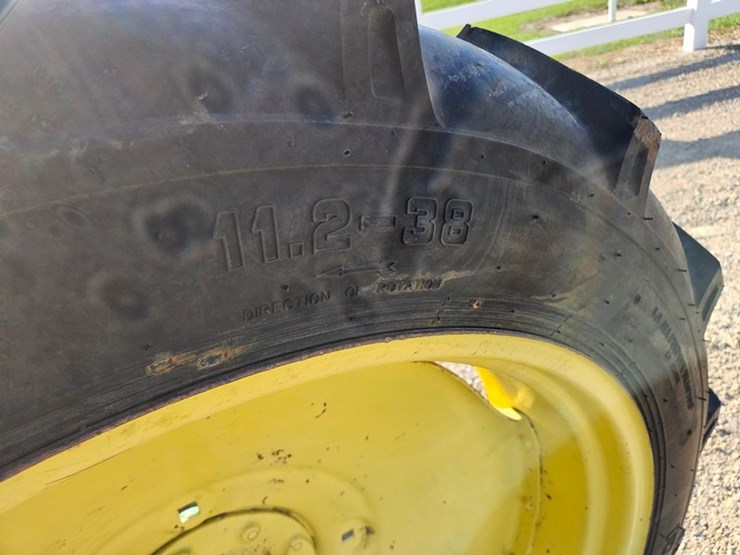john-deere-b-image-34