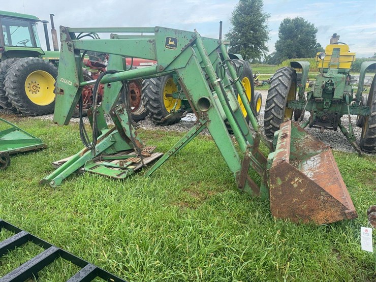 john-deere-260-image-1