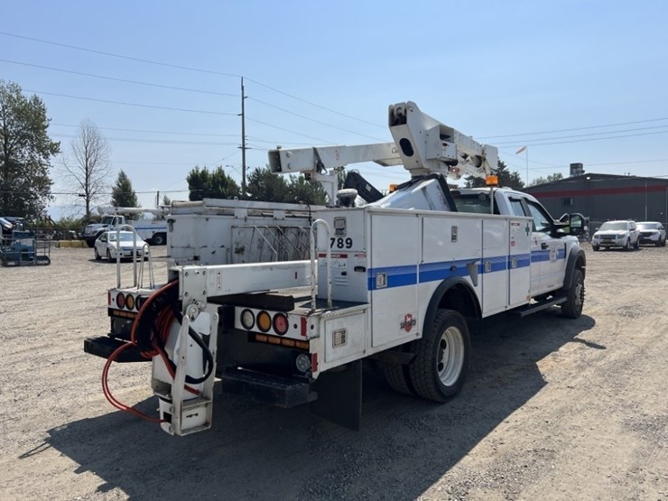 2017-ford-f550-image-4