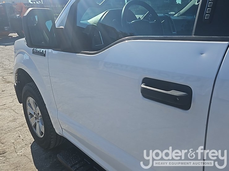 2016-ford-f150-image-16