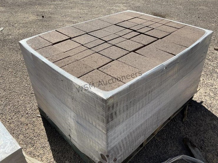 pallet-of-stone-pavers-image-1