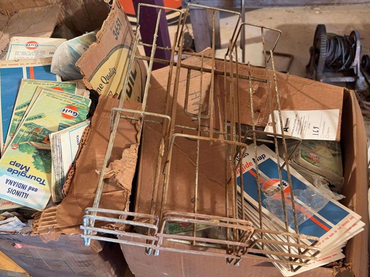 gulf-maps-and-map-stand-image-7