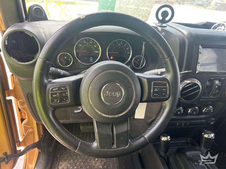 2013-jeep-wrangler-image-14
