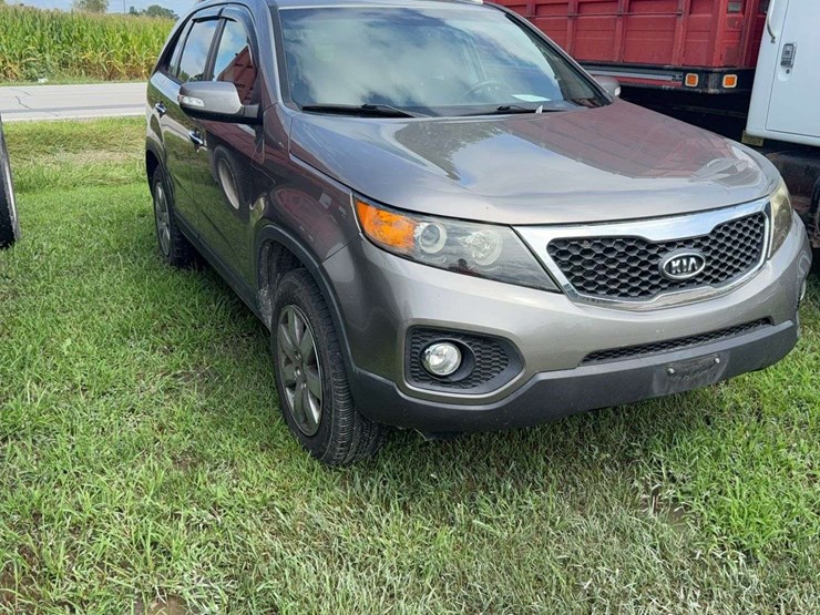 2012-kia-sorento-image-2