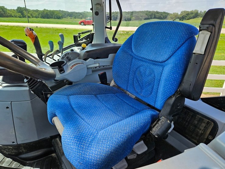 new-holland-t6.155-image-38