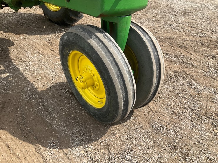 1954-john-deere-60-image-10