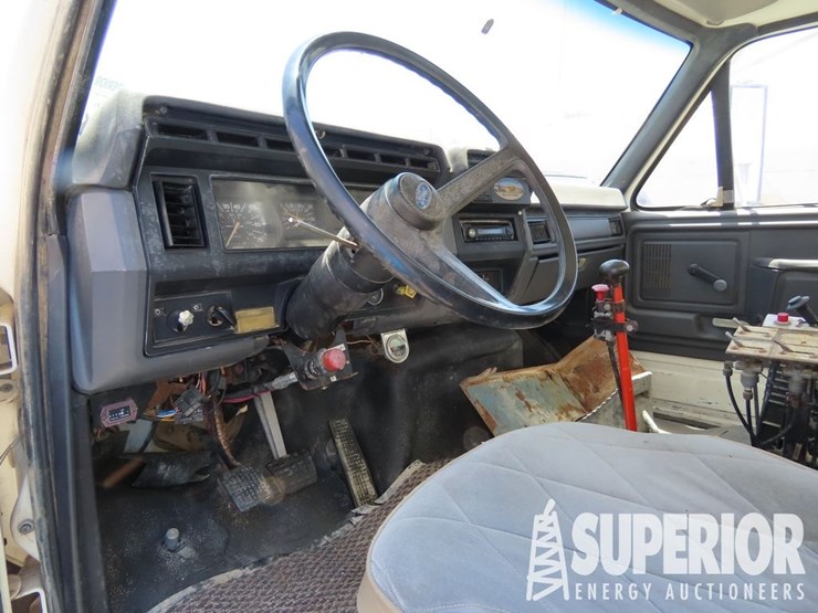 1994-ford-f700-image-5