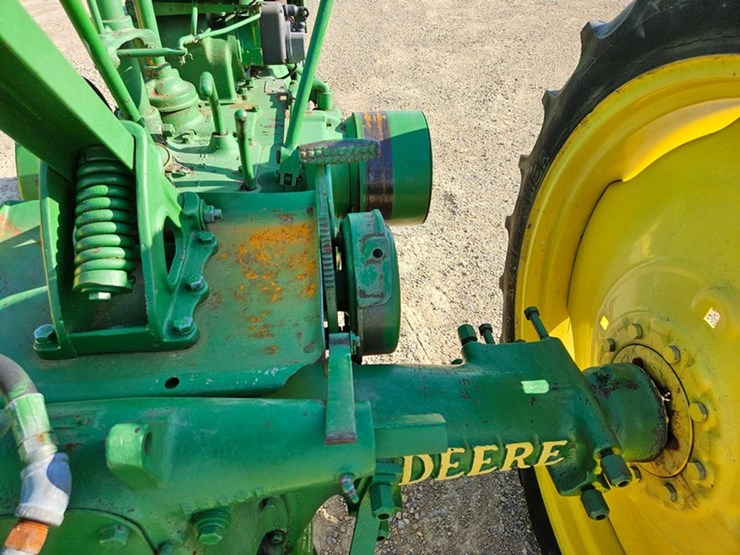john-deere-b-image-19