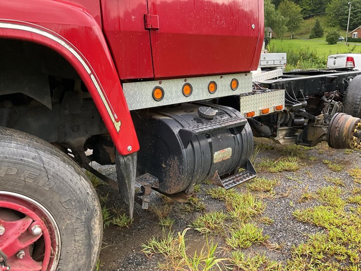 1989-ford-l8000-image-32
