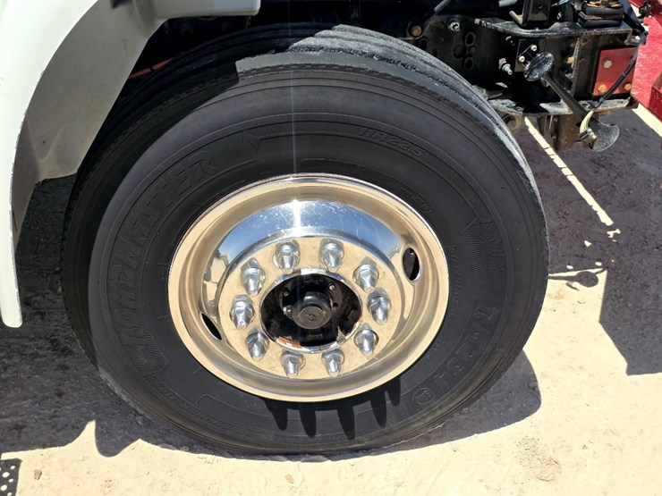 2014-international-durastar-4300-image-16