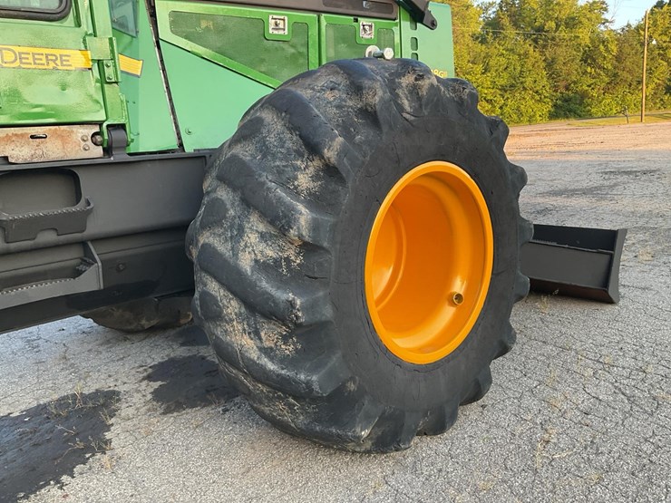 2006-deere-648g-iii-image-63