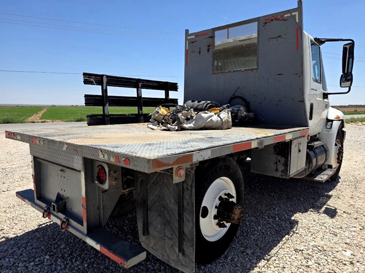 2013-international-durastar-4300-image-5