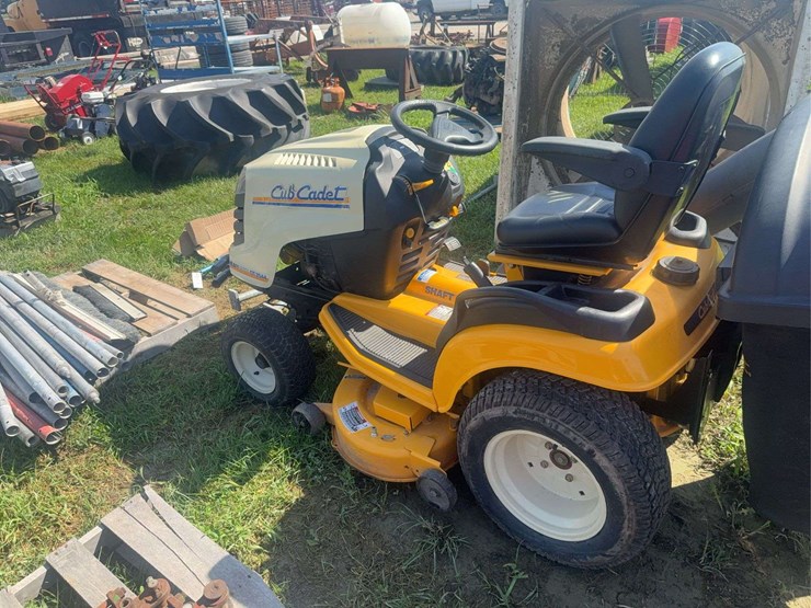 2008-cub-cadet-gt2544-image-4