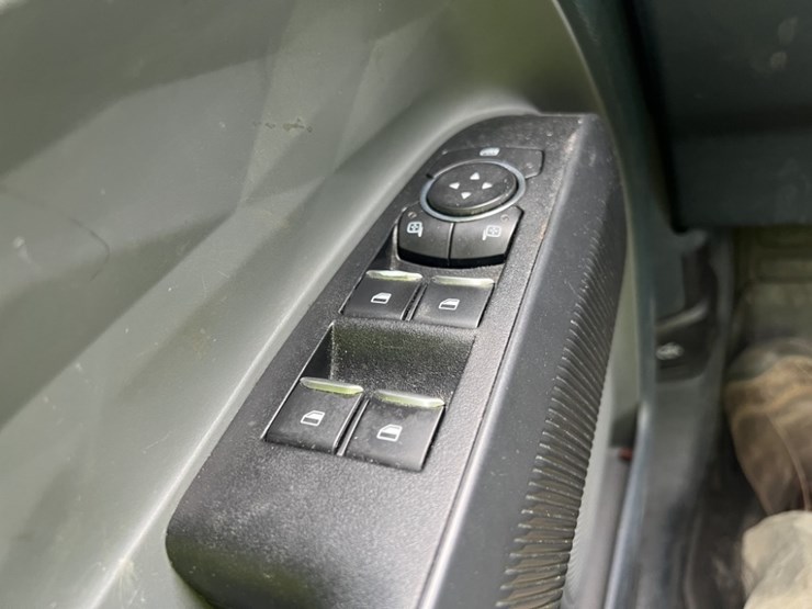 2022-ford-maverick-image-35