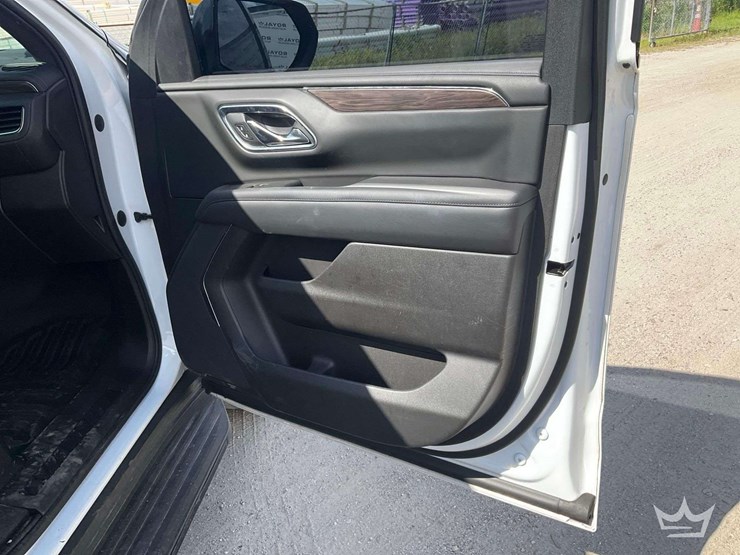 2021-chevrolet-tahoe-image-20