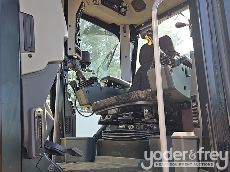 2019-caterpillar-140m3-image-50