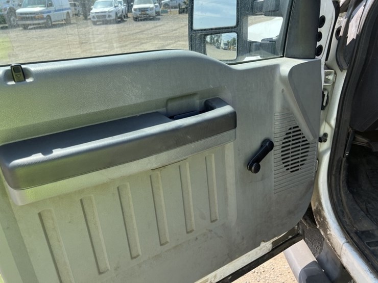 ford-f350-image-25