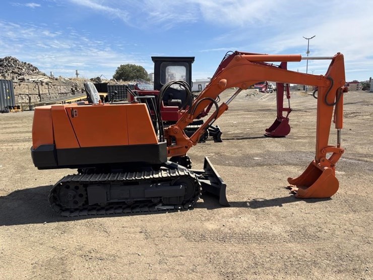 hitachi-ex21-image-7