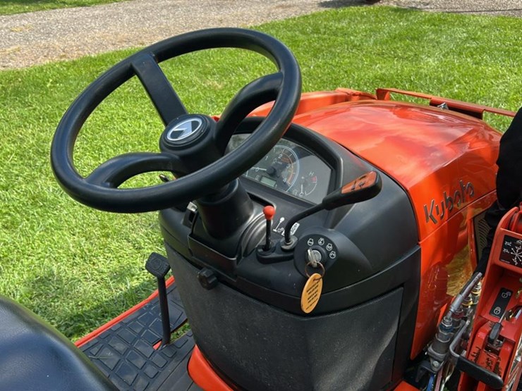 2022-kubota-bx2380-image-23