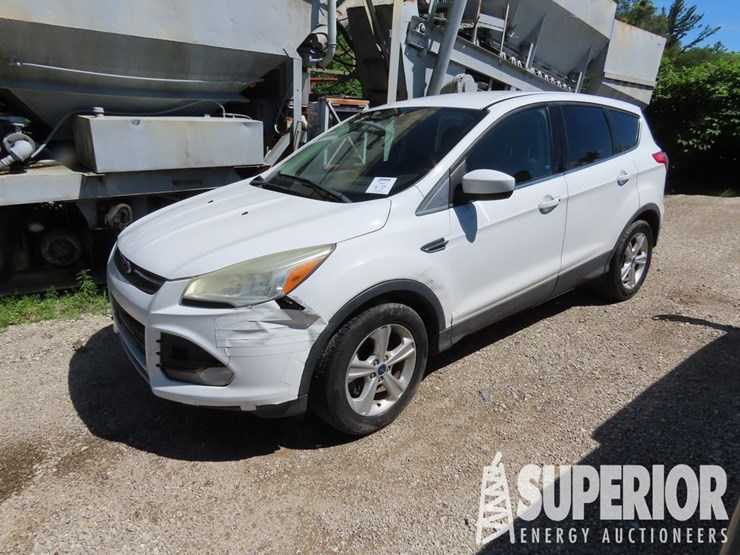 2013-ford-escape-image-1