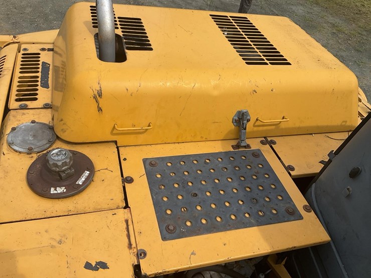 2004-deere-160c-lc-image-29
