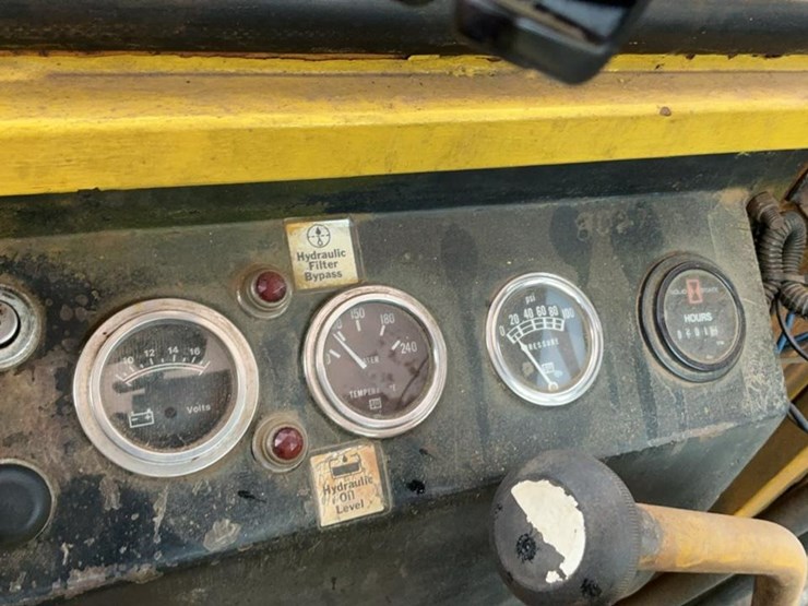 #131-•-1988-husky-brute-knuckleboom-on-truck-image-24