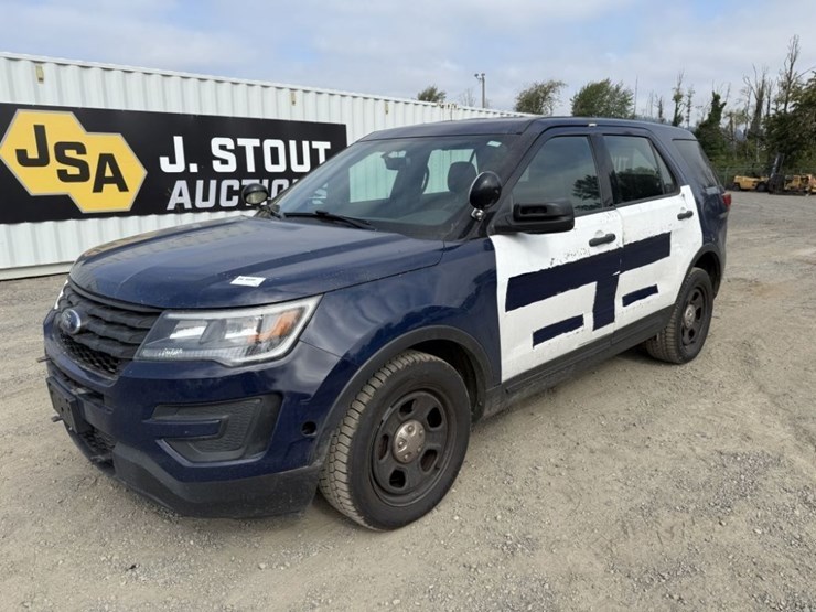 2018-ford-explorer-image-1