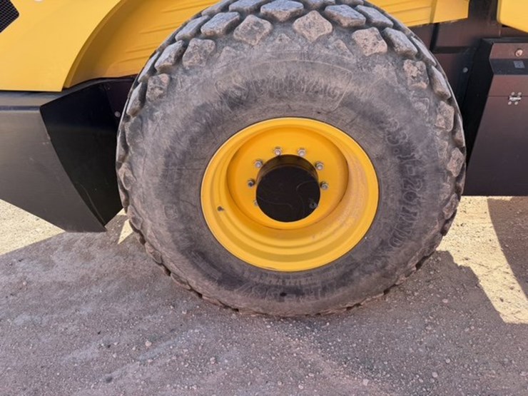 2022-bomag-bw213d-5-image-5