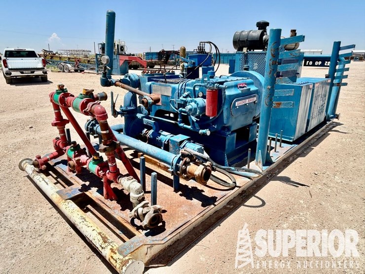 2011-cummins-qsb6.7-image-1