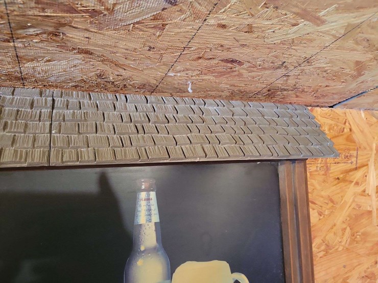 hamms-plastic-light-up-beer-sign-image-6