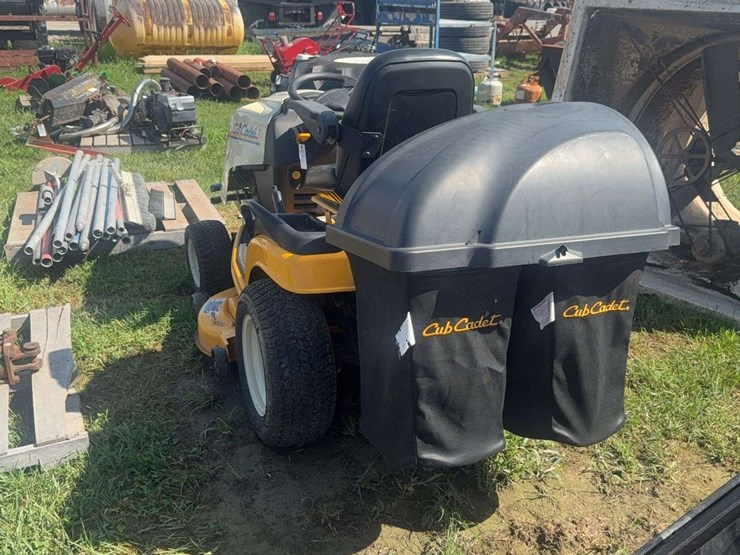 2008-cub-cadet-gt2544-image-3